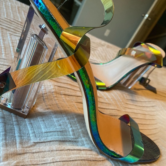 Barley worn fashion nova shoes! - Picture 3 of 7